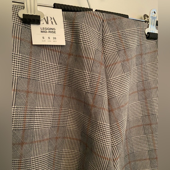 Zara Mid-Rise Stretch Leggings - Size S - Picture 3 of 4